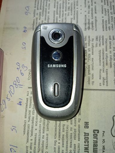 Телефон Samsung