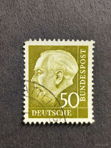 Германия 1957. Профессор Т. Хойсс - Новые размеры и цвета