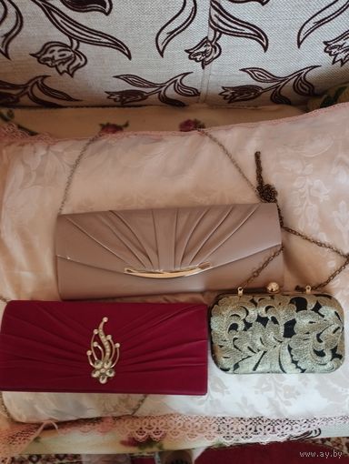 Три сумочки цена за одну