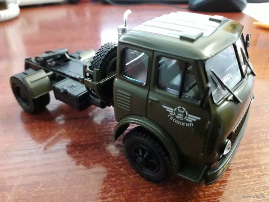 Автотягач "МАЗ-508 В" ("Наш АП").