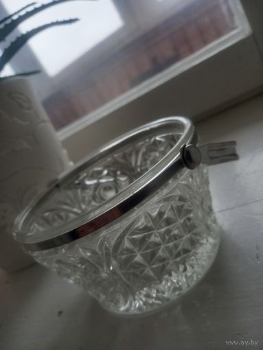 Конфетница времен СССР