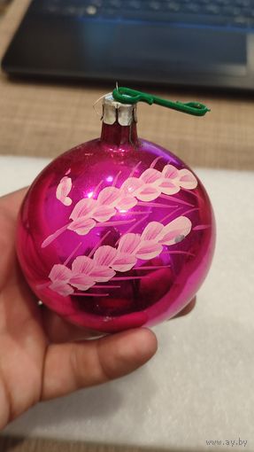 Елочная игрушка шар