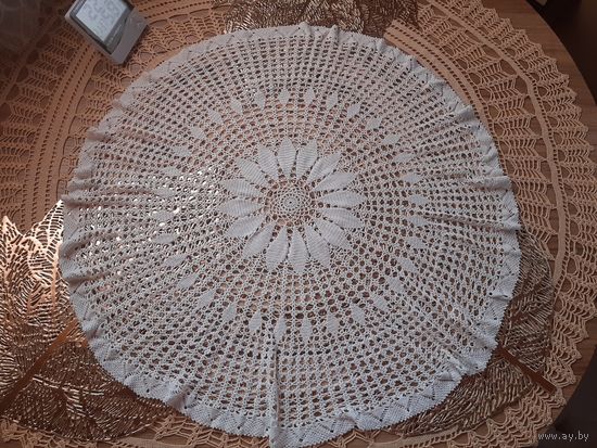 Скатерть,  большая салфетка. Ручная работа