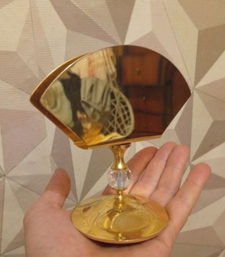 Салфетница старенькая, с рубля, три дня