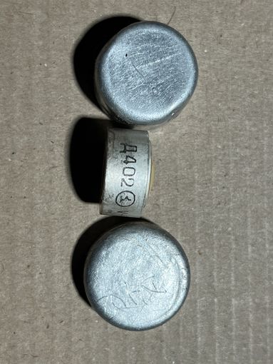 Диод Д402