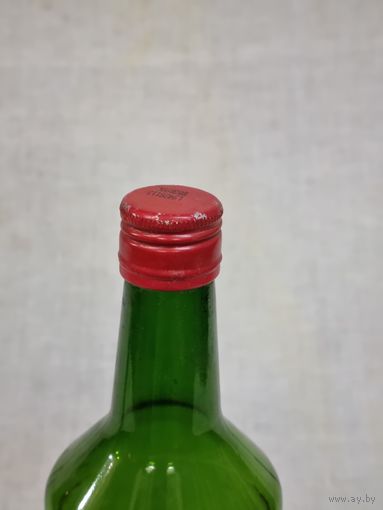 Бутылка от спирта Рояль (СССР, перестройка).
