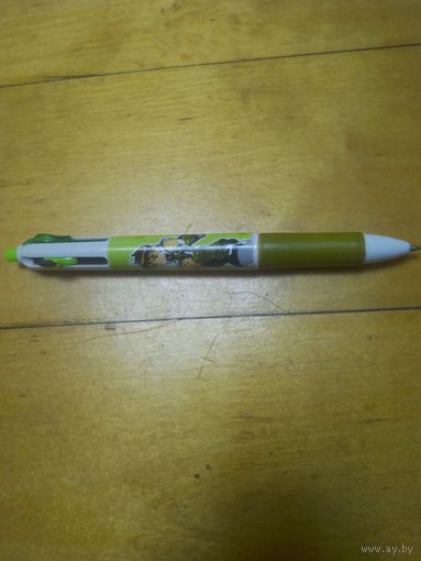 Ручка шариковая-4 цвета.