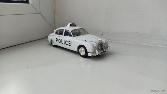 Ягуар Мк2 1:43