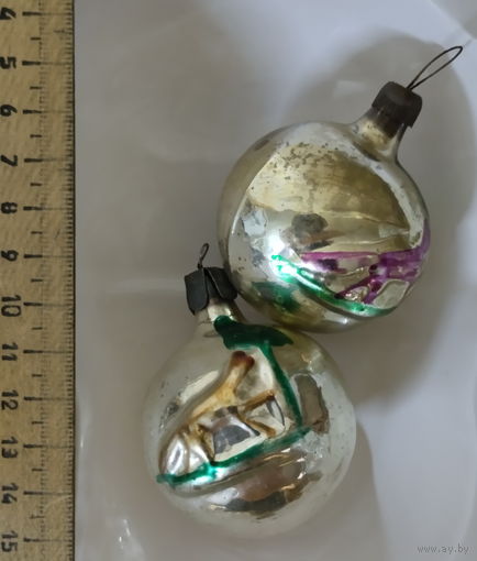 Елочные игрушки СССР рельефный шар Лисичка под деревом