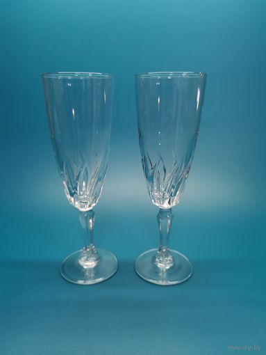 Бокал 2шт. одним лотом.