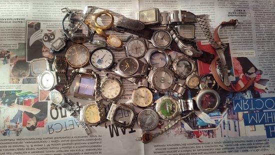 Часы лот , 200 лотов с 1 рубля,5 дней!