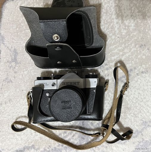 Фотоаппарат ЗЕНИТ ТТЛ. Гелиос-44М. Рабочий.