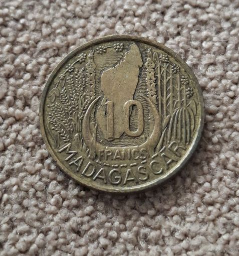 Мадагаскар 10 франков, 1953