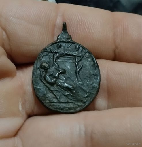 Медальон 17-18 век