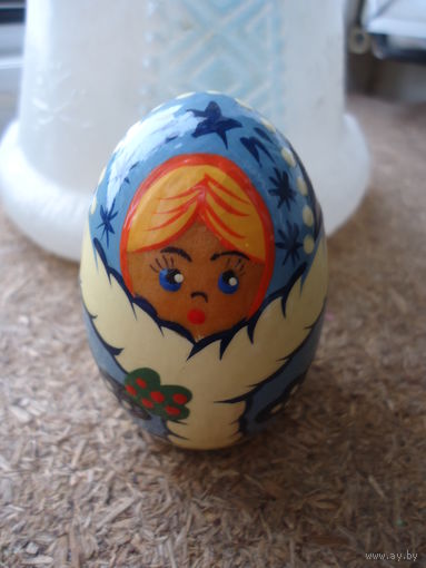 Снегурочка.  Опилки? Папье-маше?
