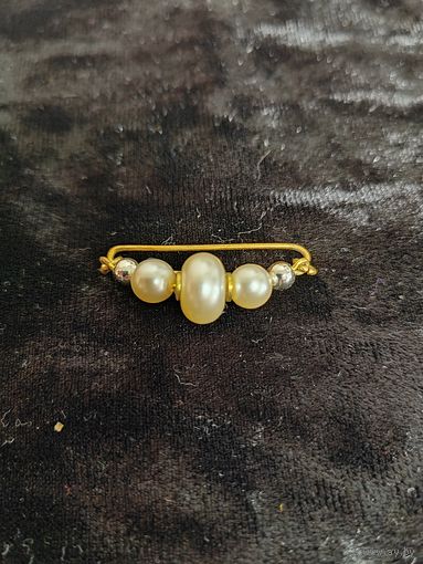 Брошь Чехословакия СССР небольшая жемчужная булавка