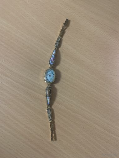 Часы луч на ходу