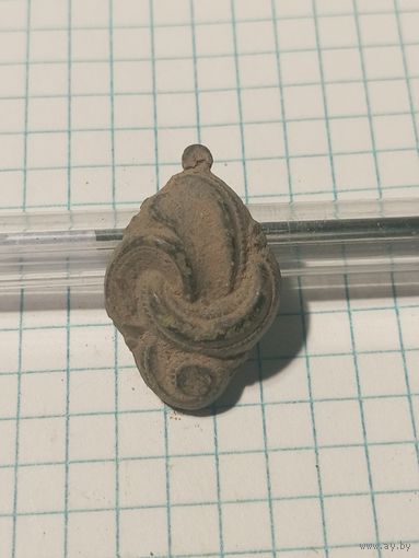 Старое украшение.