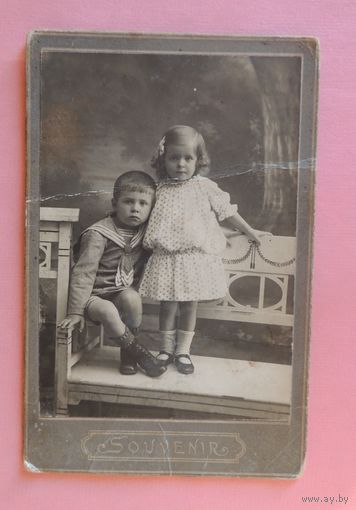 Фото кабинет-портрет "Дети", 1920-е гг.