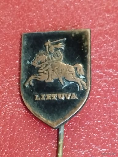Знак - герб Литва .