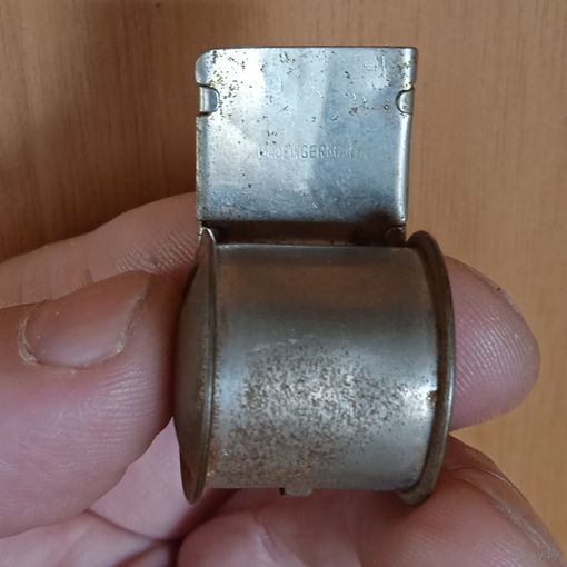 Старинный металлический свисток клеймо