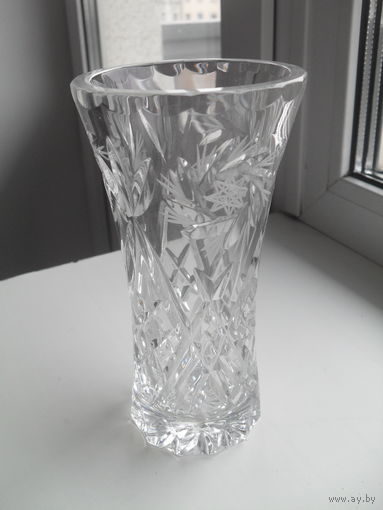 Вазочка,хрусталь.18Х9 см.