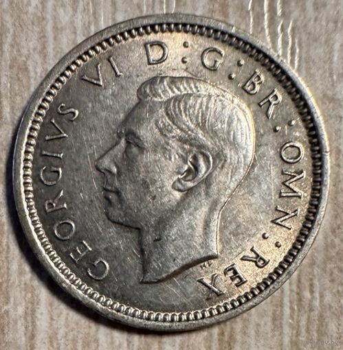 Монета 3 пенса 1937 год. Великобритания. Король Георг VI. Серебро