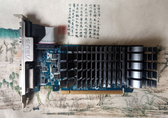 Видеокарта ASUS EN210 1GB SILENT/DI/1GD3/V2(LP)