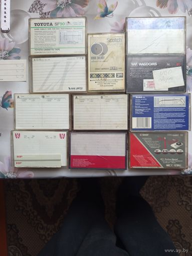 Футляры от импортных магнитофонных кассет