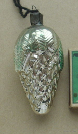 Ёлочная игрушка. Шишка. Я-19.