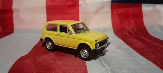 Машинка (модель) deagostini 1:43 ВАЗ-2121 Нива (Lada Niva)