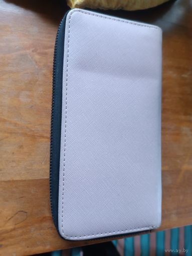 Женский кошелек