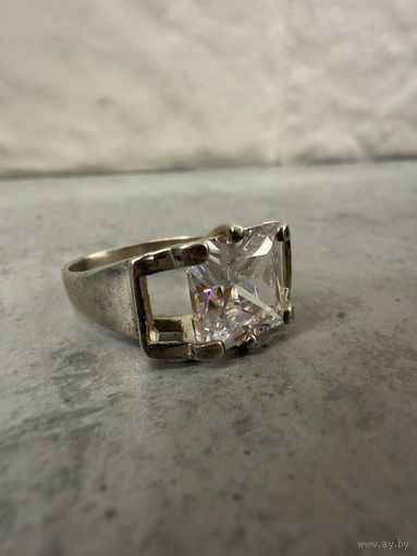 Перстень СЕРЕБРО 925 пр. 17.75 р-р (5)    Распродажа коллекции!!!