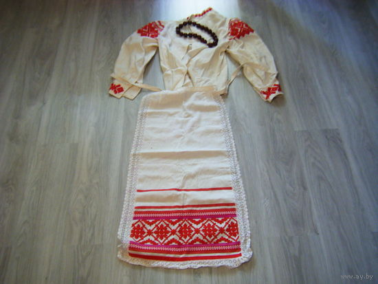 Одежда из сундука. Рубашка. Фартук. Бусы. Для Реконструкторов.