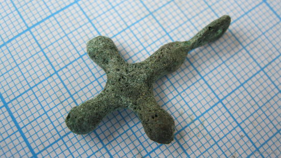 Крестик старинный, нательный. Бронза, литье.