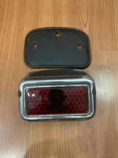 Стоп сигнал мотороллера Тула(т-200),Вятка(вп-150)