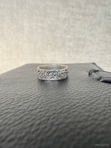 Кольцо. Серебро 925 пробы со звездой