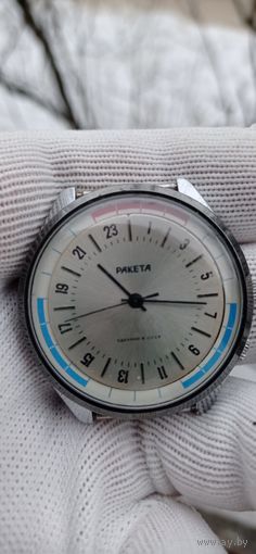 РЕДКИЕ ЧАСЫ РАКЕТА ВАХТЕННЫЕ СССР 24 ЧАСА ОРИГИНАЛ  СОСТОЯНИЕ  !!!  НА ХОДУ . Распродажа Коллекции !!! .Экспресс  Аукцион НЕ с РУБЛЯ    .Много лотов в продаже .