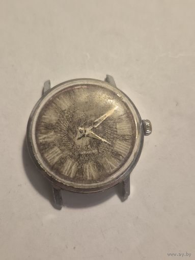 Часы. На ходу с 1 рубля