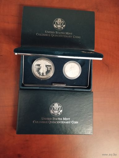 Подарочный набор США 1+0,5 доллар.500 лет путешествию Колумба. США. Серебро.  1992г.