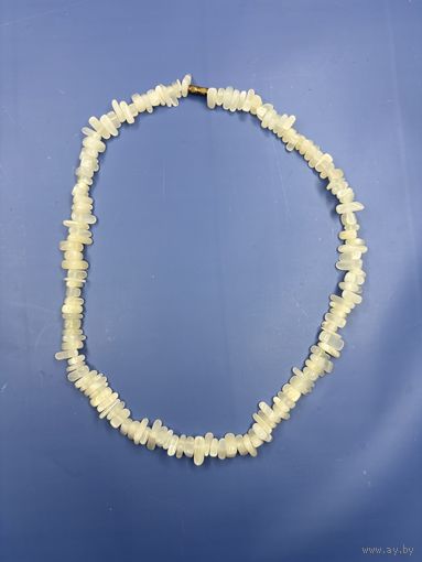 Бусы камень