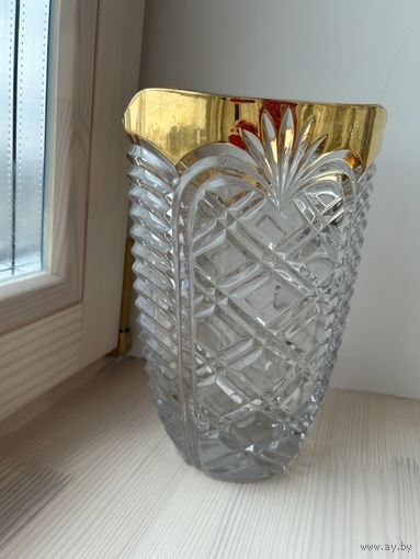 Ваза с позолотой