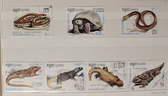 РАСПРОДАЖА КОЛЛЕКЦИИ. Кампучия. марки "рептилии"