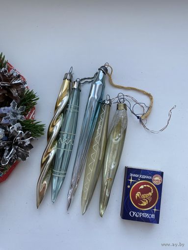 Лот елочных игрушек