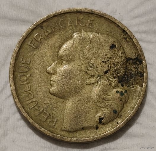 Франция 10 франков, 1951 "B" - Бомон-ле-Роже (14-6-4)