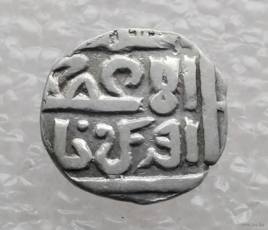 Дирхем (Данг). Золотая Орда XIII-XV вв. Хан Узбек 712-741 гг. х. Серебро. (10)