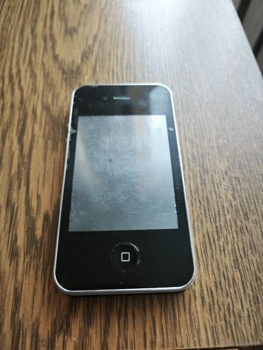 Мобильный телефон Типо айфон F8+ Аукцион 7 дней Старт с 3 Бел. руб.  Работоспособность неизвестна.