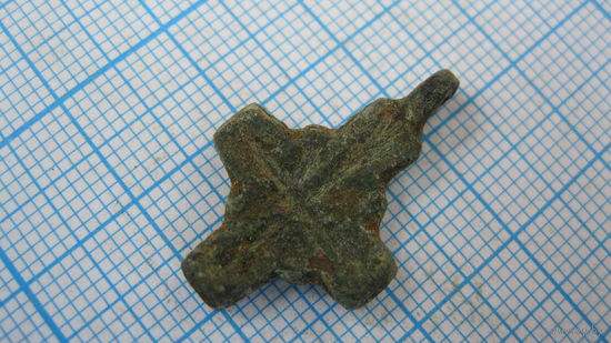 Крестик старинный, нательный. Бронза, литье.