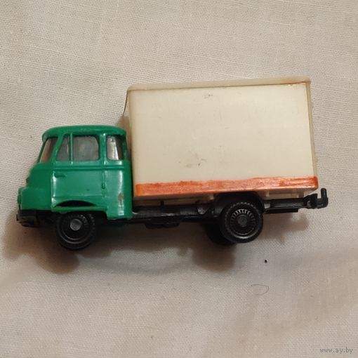 Автомобиль пластик СССР