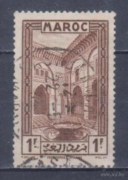 [1874] Французские колонии. Марокко 1933. Архитектура и ландшафты.1фр. Гашеная марка.